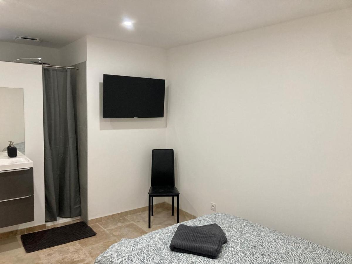 Mas Feuillade Partage Homestay